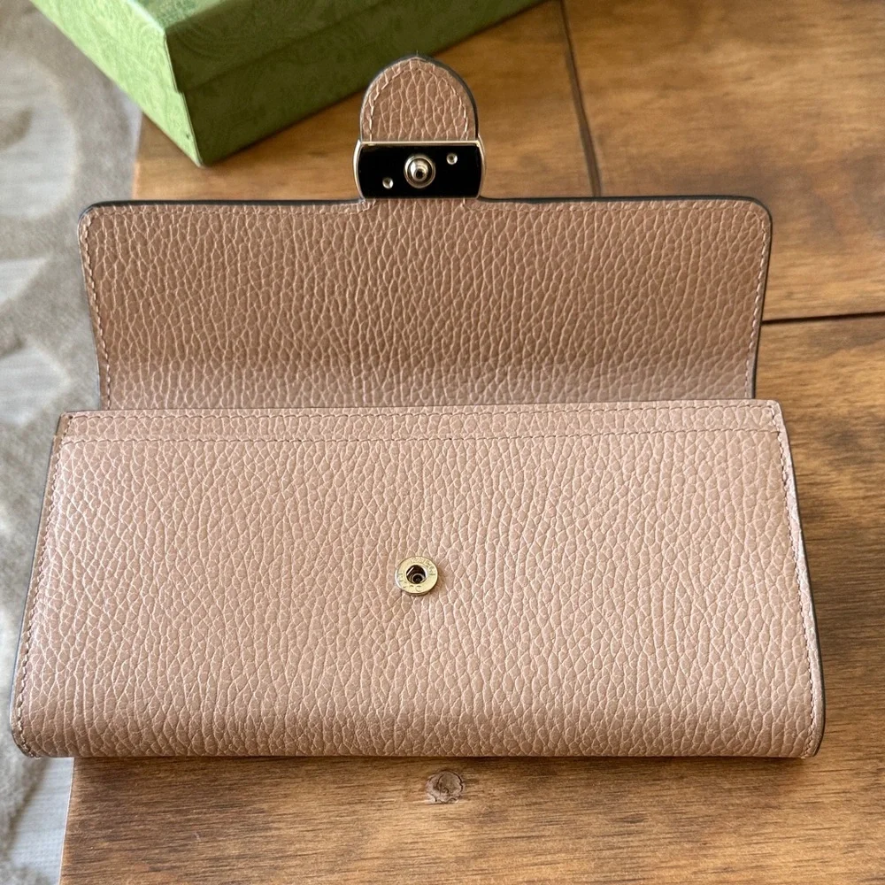 Authentic GUCCI Interlocking GG Beige Leather Long Bifold Wallet - Picture 10 of 10